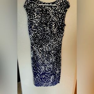 Lauren. Dress Size 14  black and white slimming print